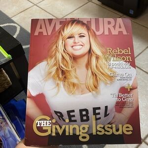 Aventura Magazine December 2019/January 2020 Rebel Wilson The Giving Issue